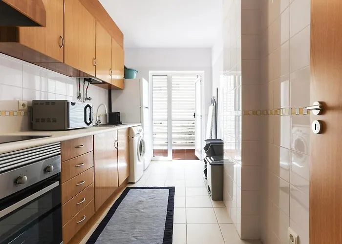 Marina Hillside 2 Apartment *